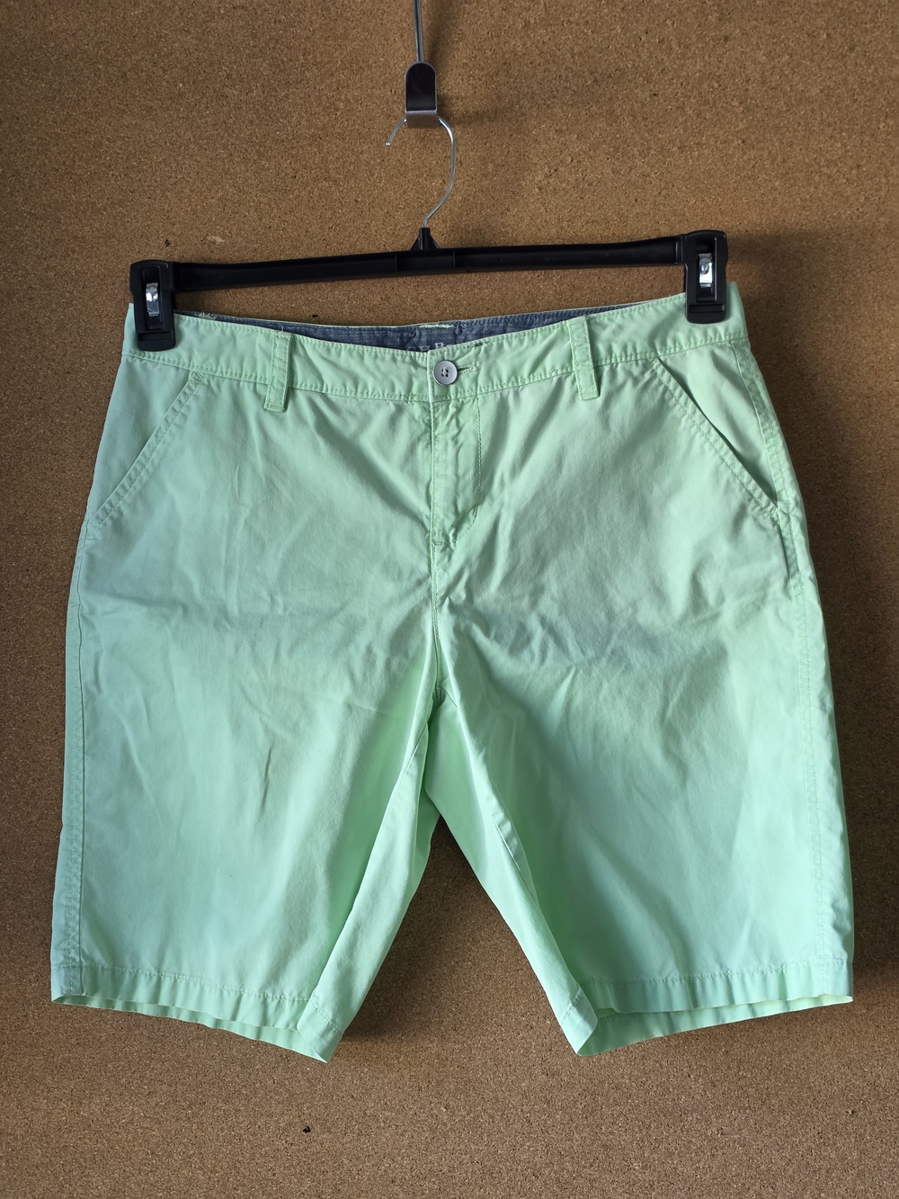 G.H. Bass Cotton Bermuda  Shorts Light Green Casual Summer Bottoms  Sz 8